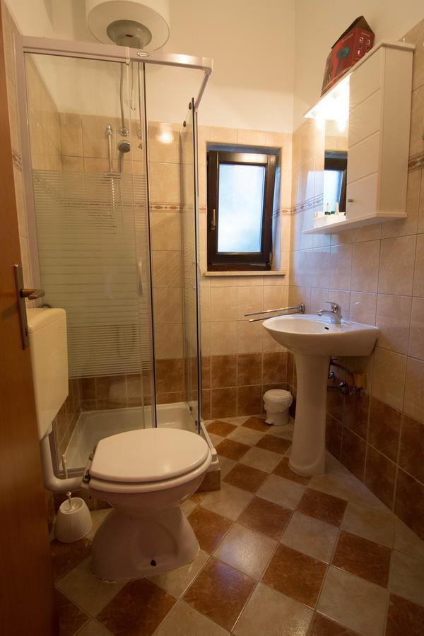 Apartments Angela 1711 Rakalj エクステリア 写真